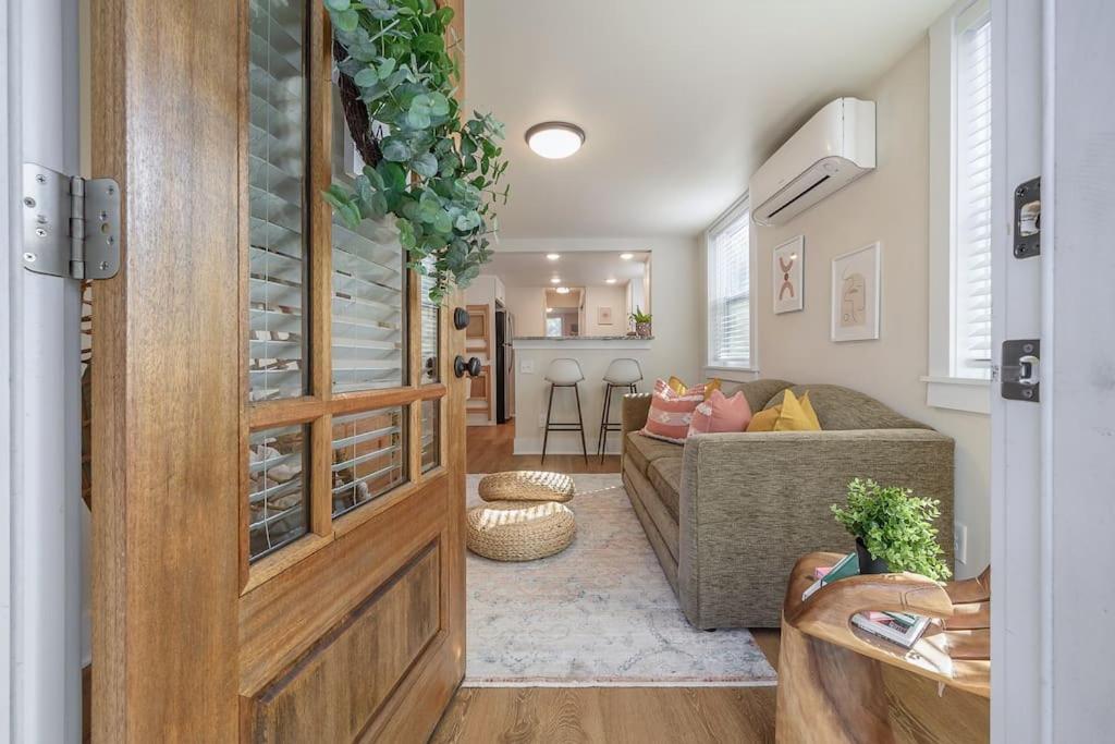 Casita On Central Walk To Shops Bars And Food タンパ エクステリア 写真